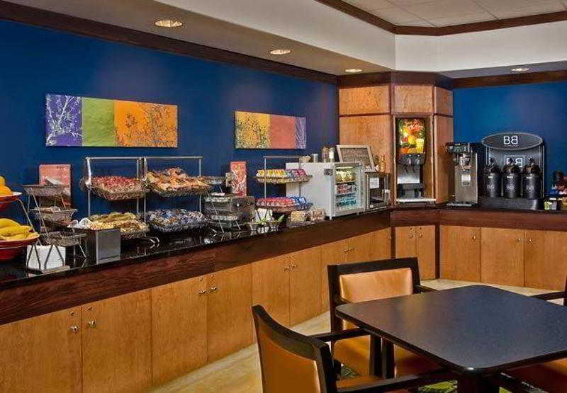 Fairfield Inn And Suites By Marriott Seymour Kültér fotó